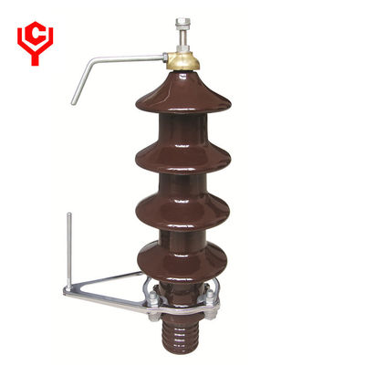 Isolateur en céramique de Brown de bagues extérieures de la basse tension 1kV avec le paratonnerre